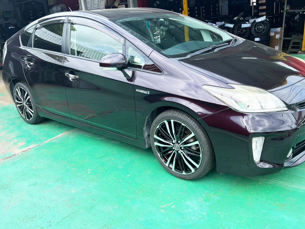 中古 ホイール交換 トヨタ プリウスα CROSS SPEED CR10 18×7.5J