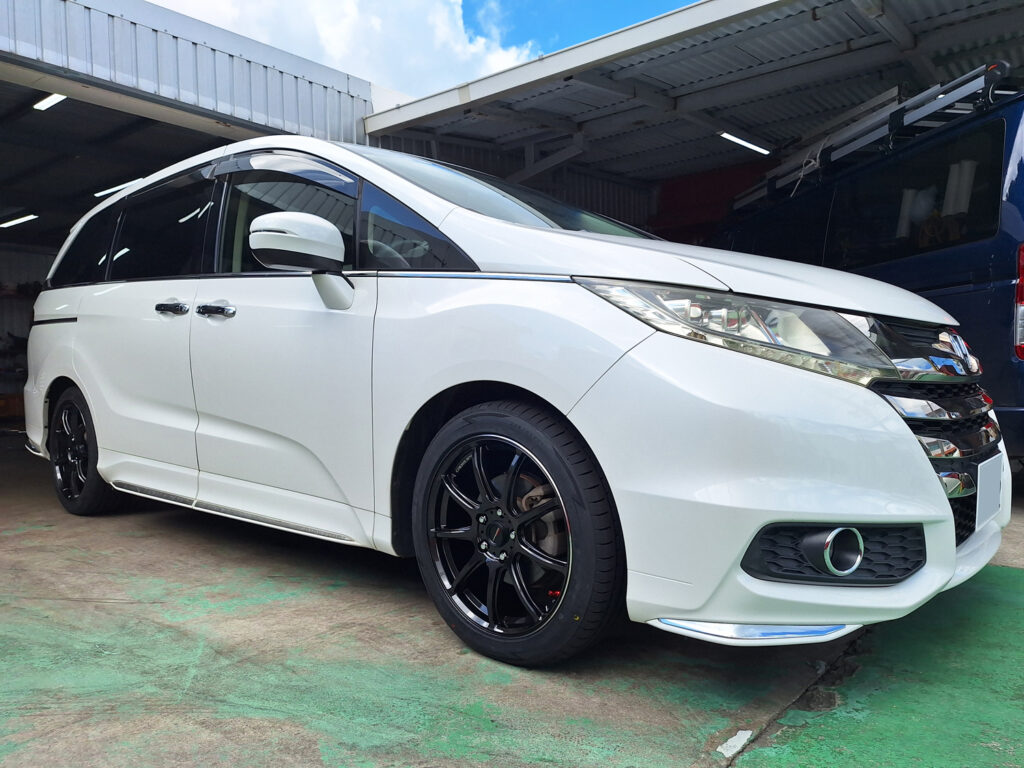 ホンダ オデッセイ アブソルート CROSS SPEED RS9 18×7.5J