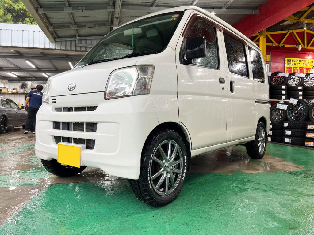ハイゼットカーゴ　ノーマルタイヤ ダイハツ ハイゼットカーゴ SEIN SS 14×4.5J DUNLOP 155/65R14