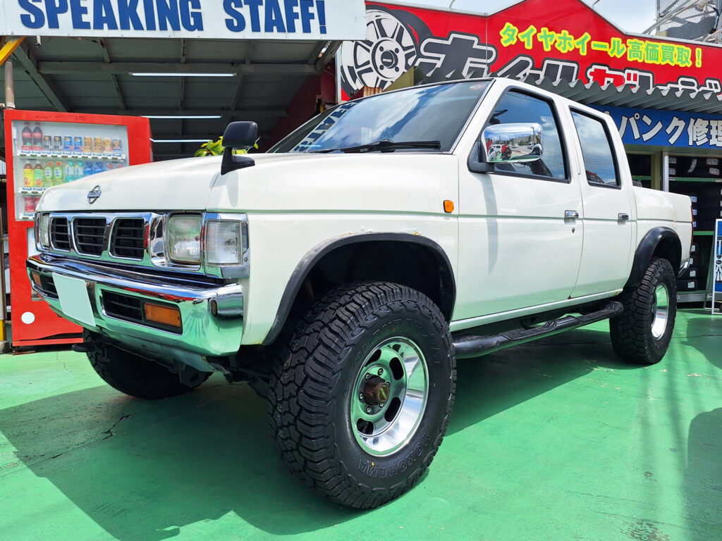 日産 ダットサンピックアップ ENKEI 15×7J YOKOHAMA GEOLANDAR X-AT 31
