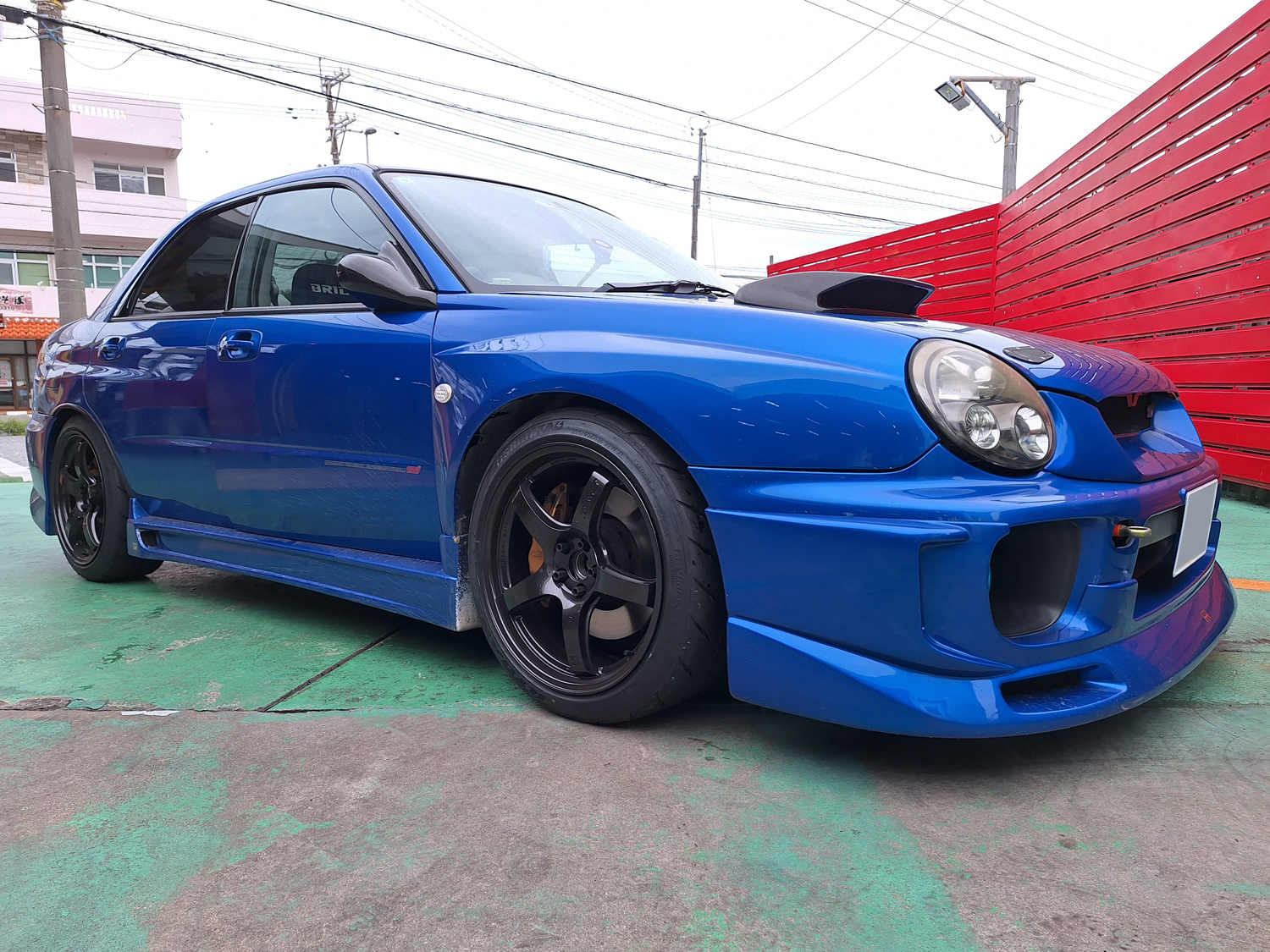 スバル インプレッサGDB　GRAM LIGHTS 57CR SPEC-M 18×8.5J　SHIBA TIRE 225/40R18