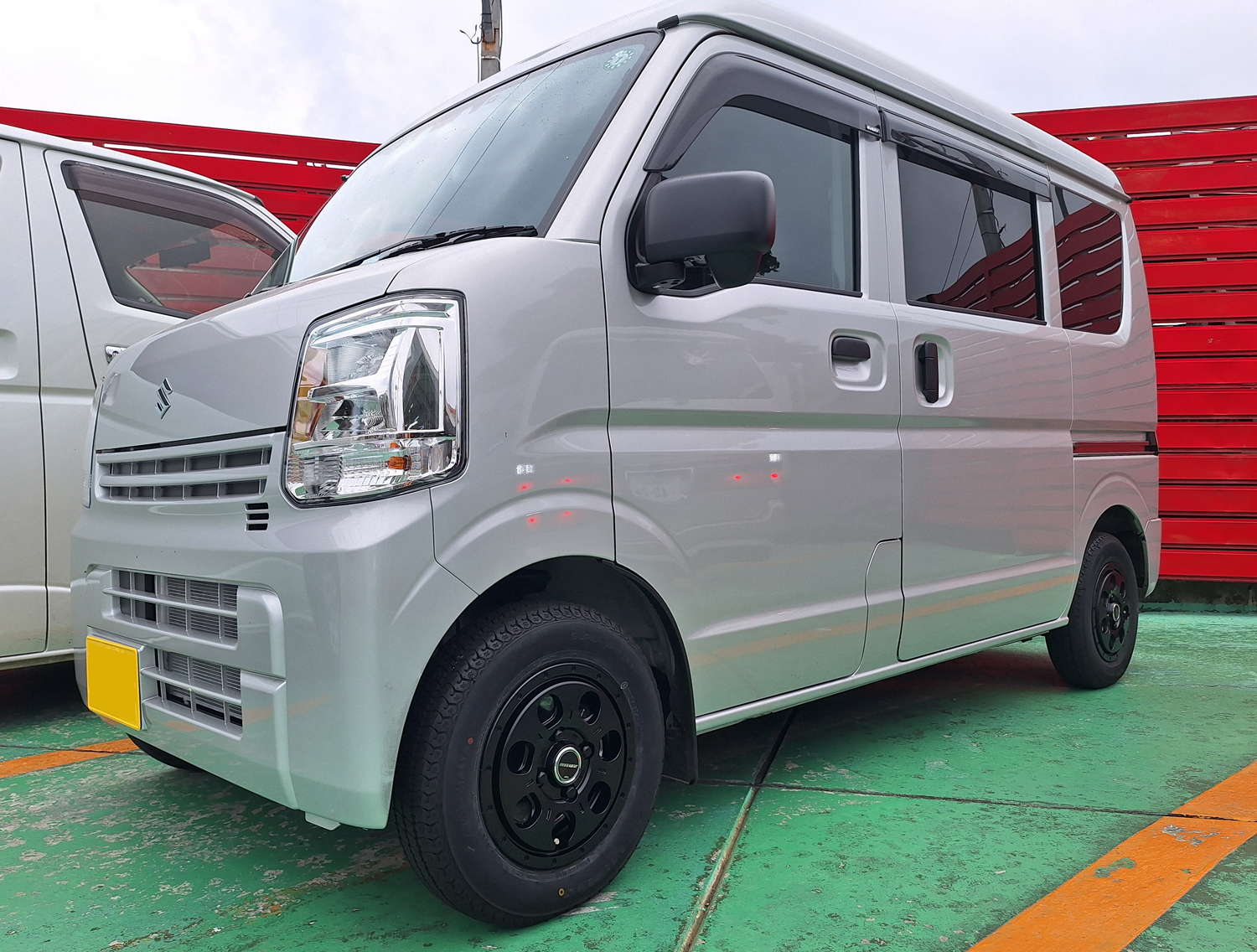 スズキ エブリイ　MID MUD AGENT 12×4J　YOKOHAMA 145/80R12