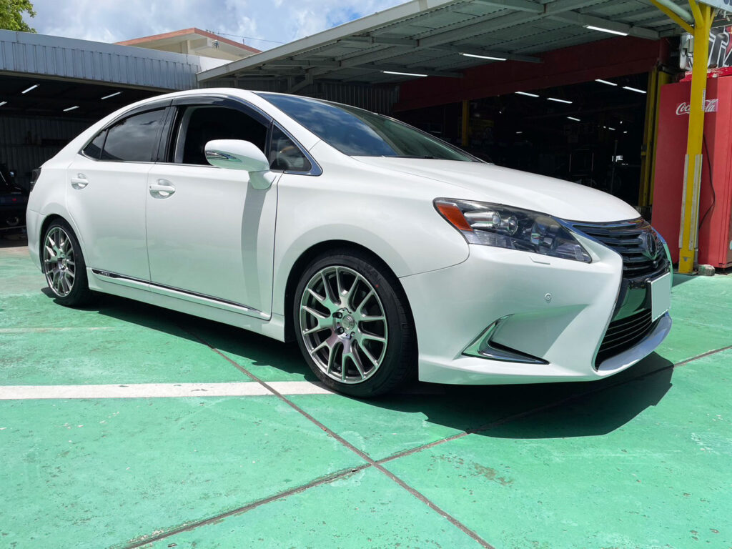 レクサスHS MLJ IGNITE XTRACK 18×8.5J MINERVA 225/45R18｜ホイール