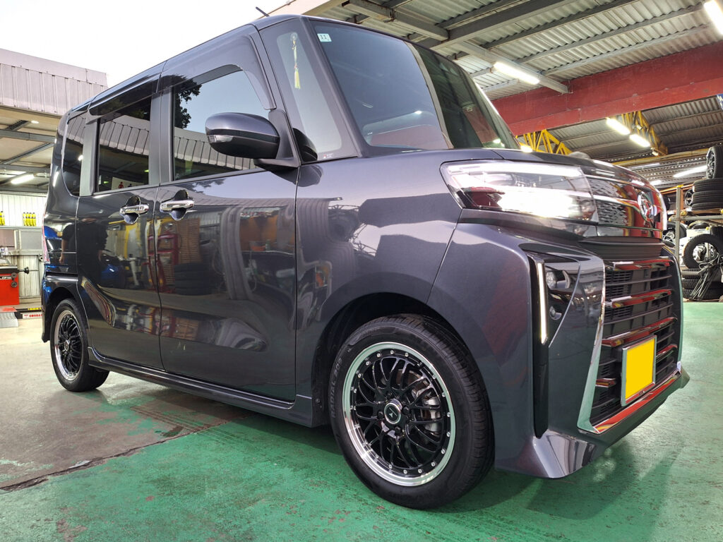 (1/2)ひらい！！タントカスタムRS 新車外し 165/55R15 ほぼ新車外し ダイハツ LA650S タント カスタム RS 後期 純正アルミ