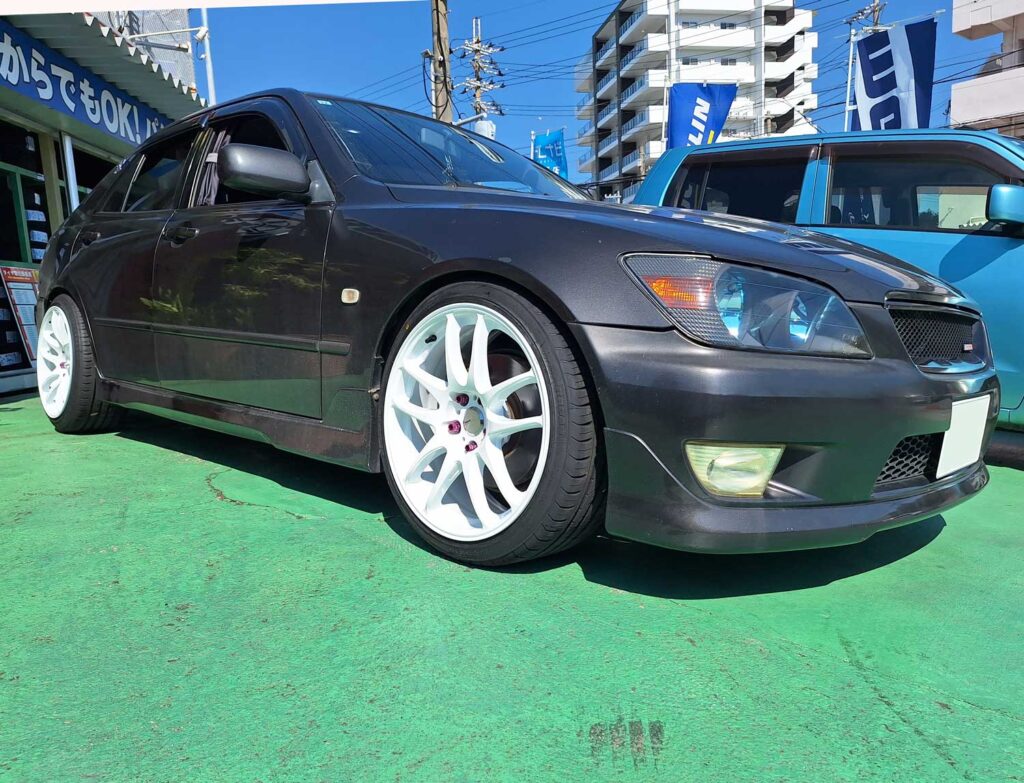 トヨタ アルテッツァ EMOTION CR極 18×8.5J/9.5J RADAR 225/40R18