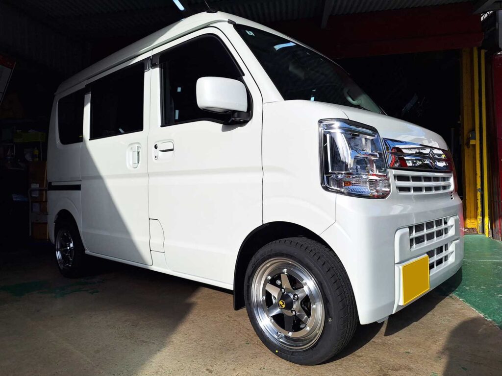 スズキ エブリイ LONGCHAMP XR-4 14×6J＋ MAXTREK 165/55R14｜ホイール