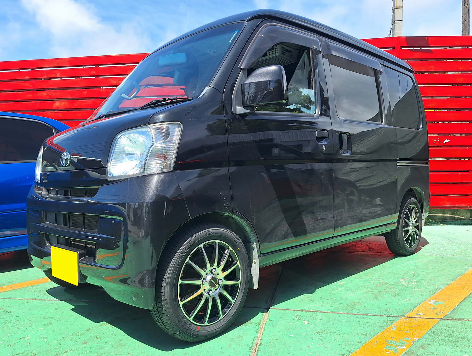 トヨタ ピクシスバン　Valette GLITTER 14×4.5J　DUNLOP 155/65R14