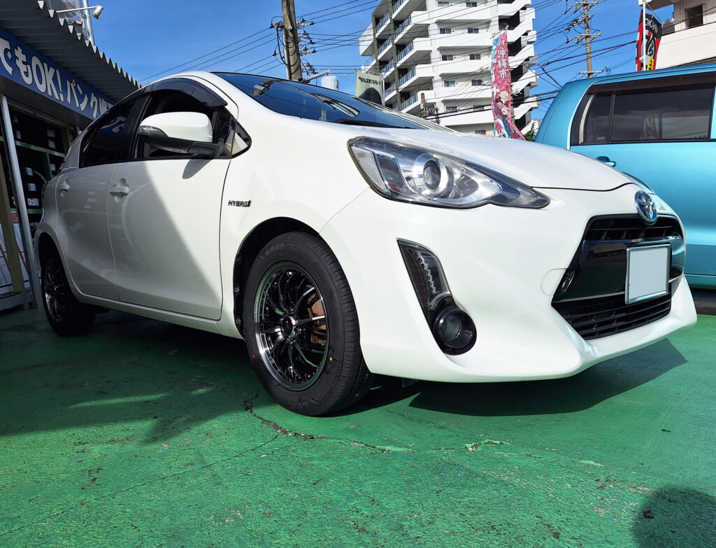 トヨタ アクア Precious HM-3 15×5.5J GOODYEAR 175/65R15｜ホイール