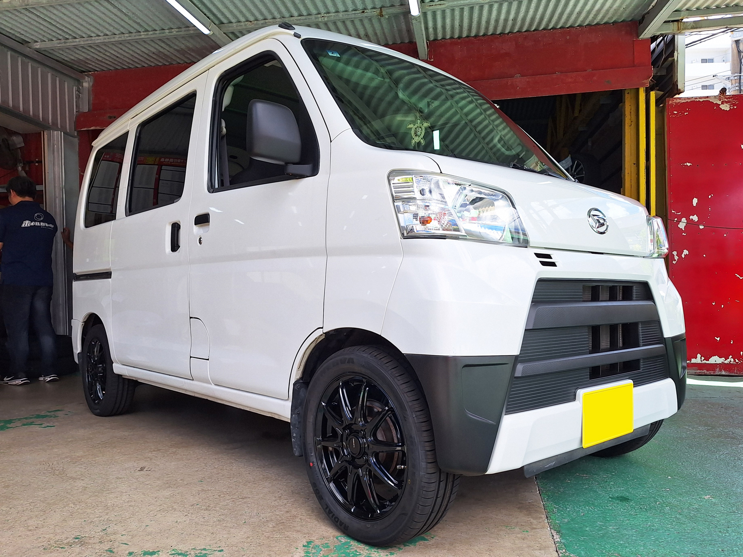 ダイハツ ハイゼットカーゴ　G.SPEED G-05 15×4.5J　MINERVA 165/55R15