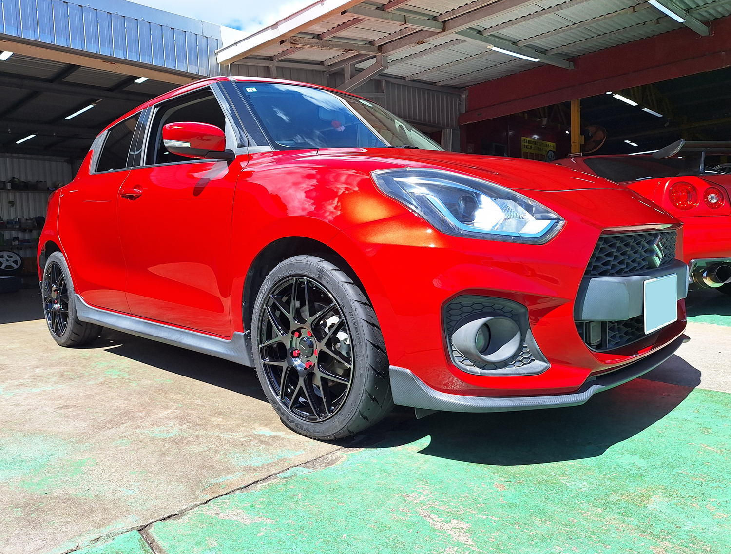 スズキ スイフトスポーツ　WedsSport SA-27R 17×7J　SHIBATIRE 205/45R17
