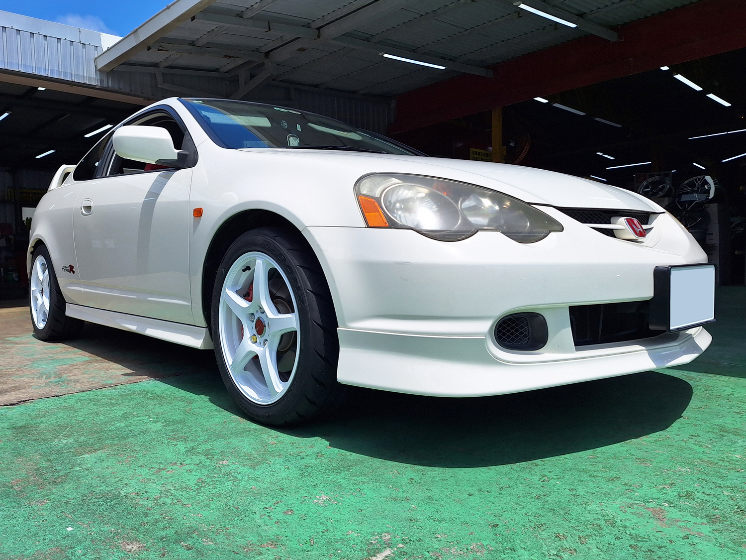 ホンダ インテグラ タイプR　EMOTION T5R 17×7J　SHIBATIRE 215/45R17