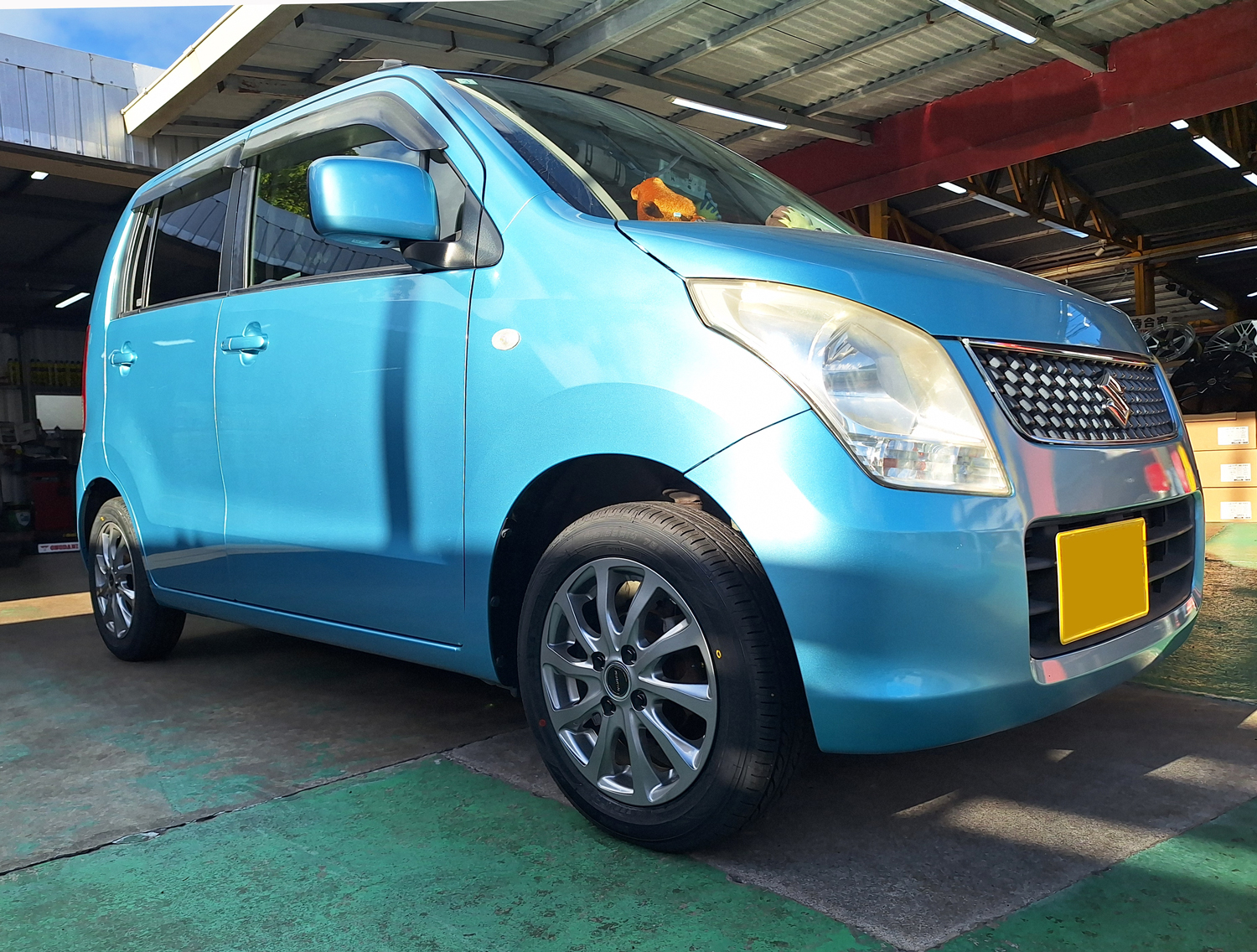 スズキ ワゴンR　BALMINUM TR10 14×5.5J　DUNLOP 155/65R14