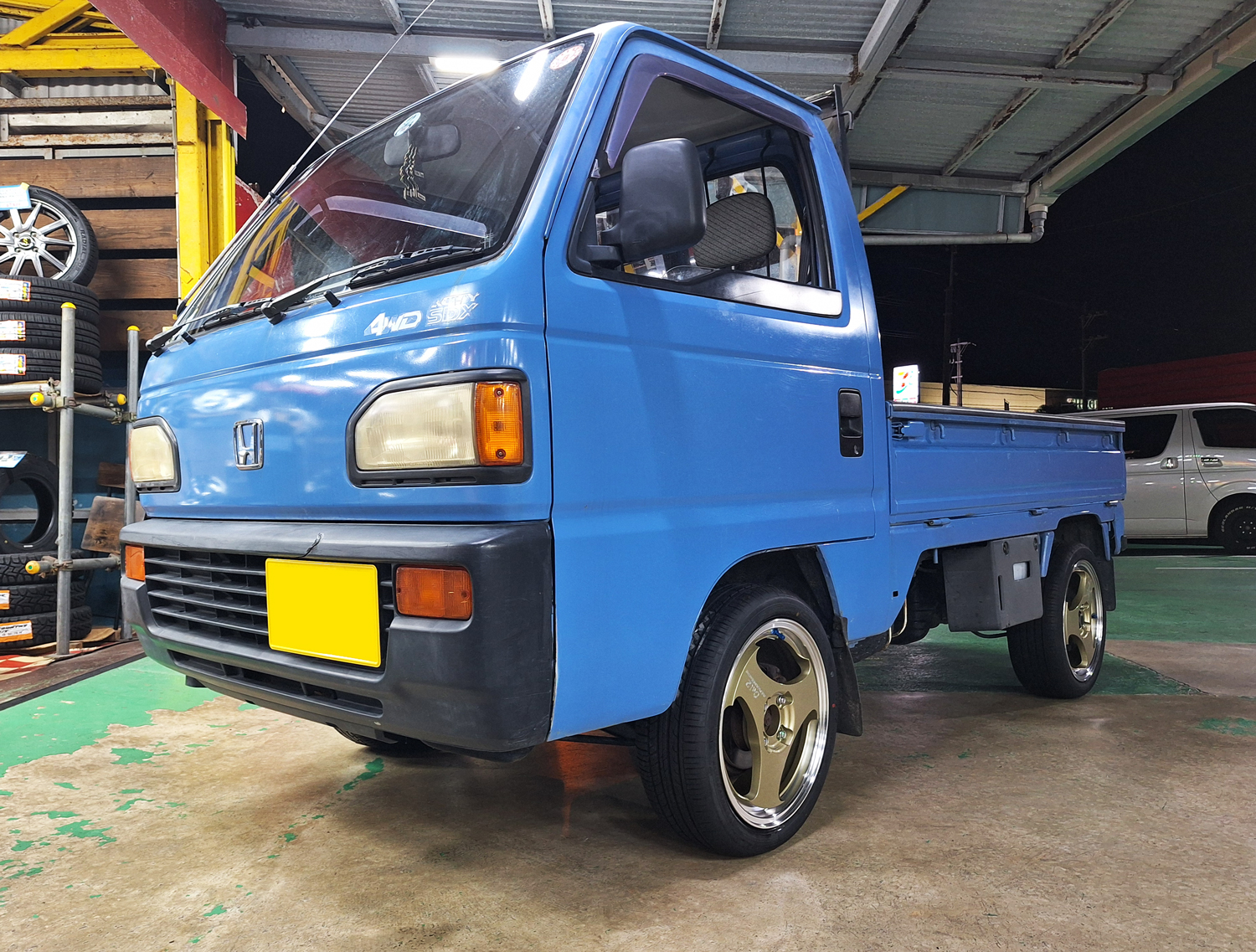 ホンダ アクティ　ADVAN Racing Oni2 MCG 15×5.5J　ZEETEX 165/50R15