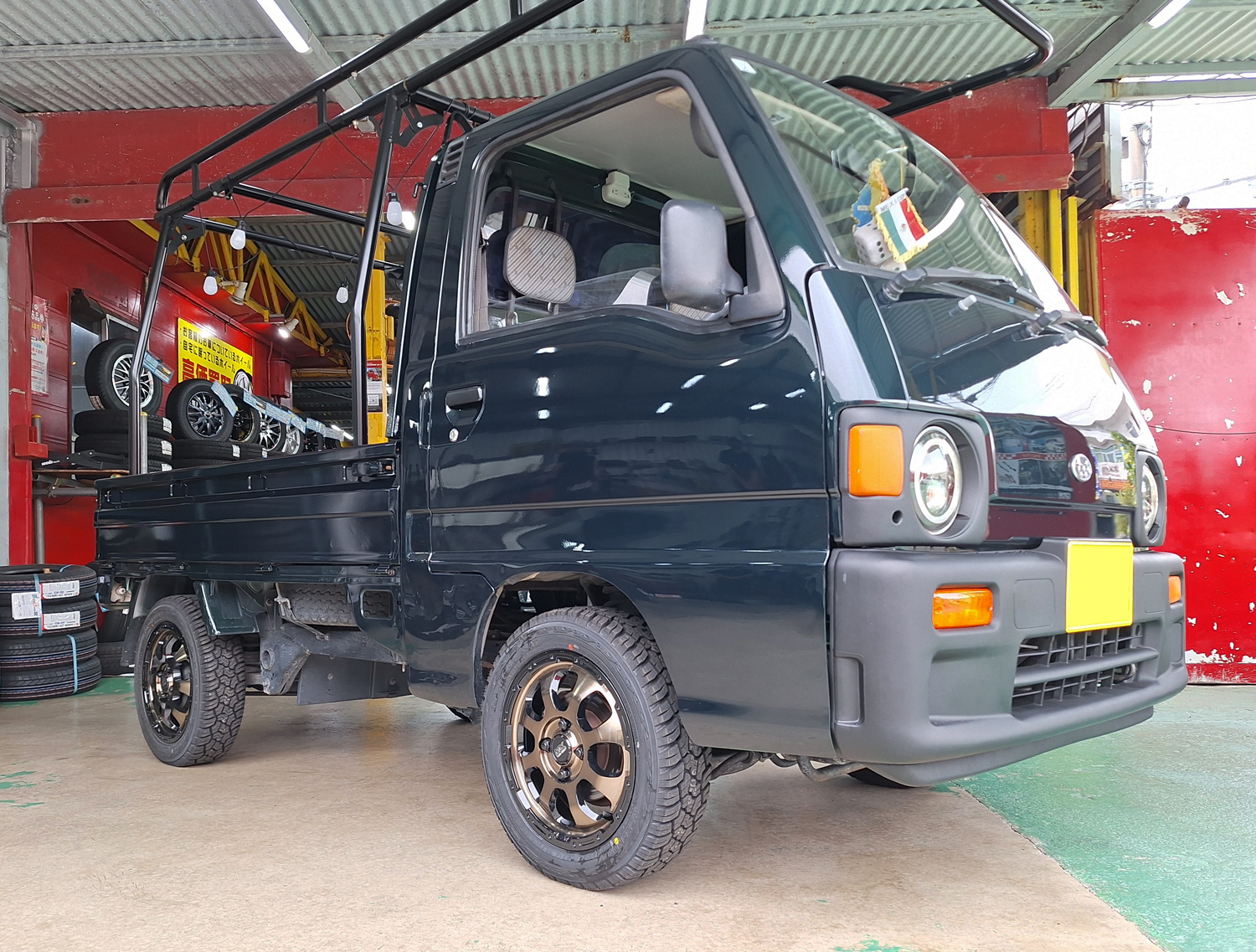 スバル サンバートラック　MAD CROSS GRACE 14×4.5J　GEOLANDAR X-AT 155/65R14