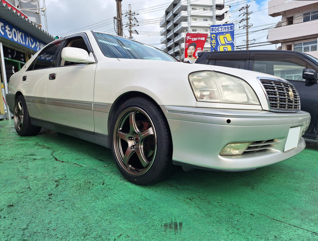 トヨタ クラウン CROSS SPEED CR5 18×8.5J/9.5 MAXTREK 225/45R18 245