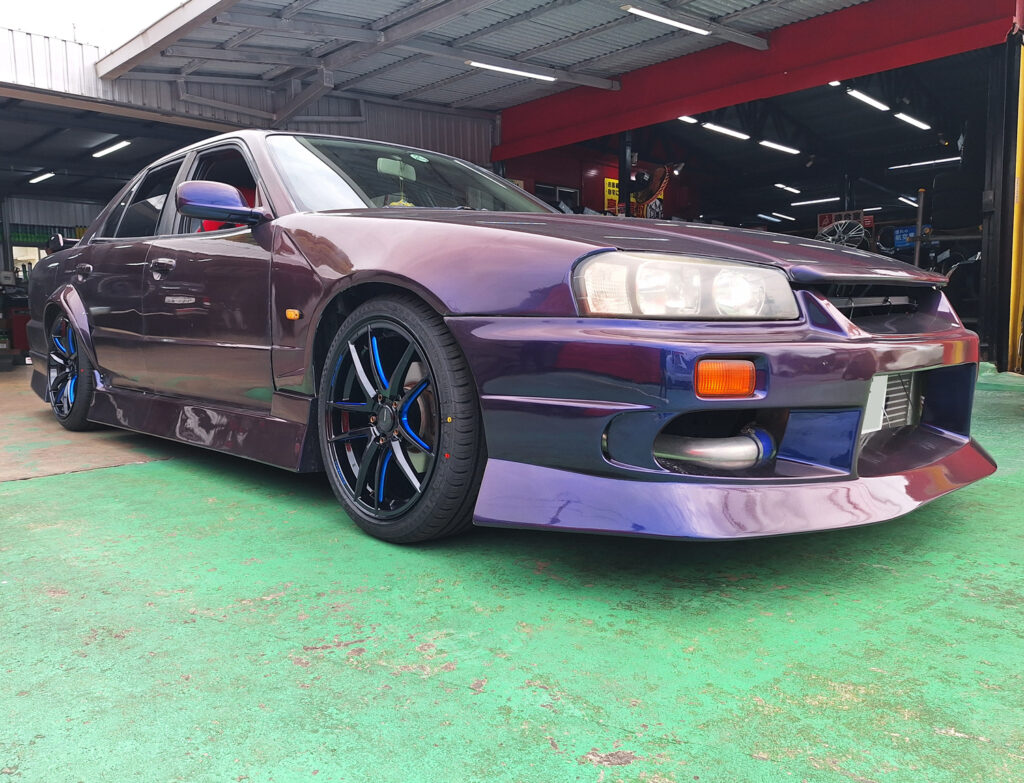 日産 R34 スカイライン WedsSport RN-55M 18×9J RADAR 225/40R18