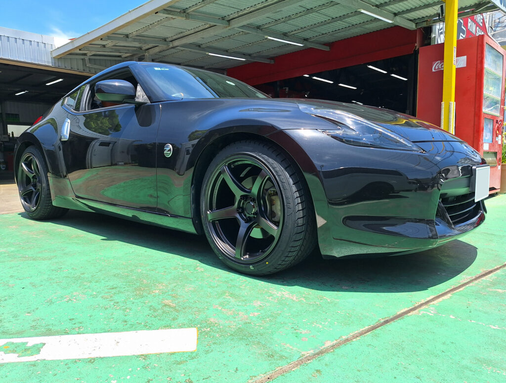 日産 Z34 フェアレディZ EMOTION T5R 19×9.5J MAXTREK 245/40R19