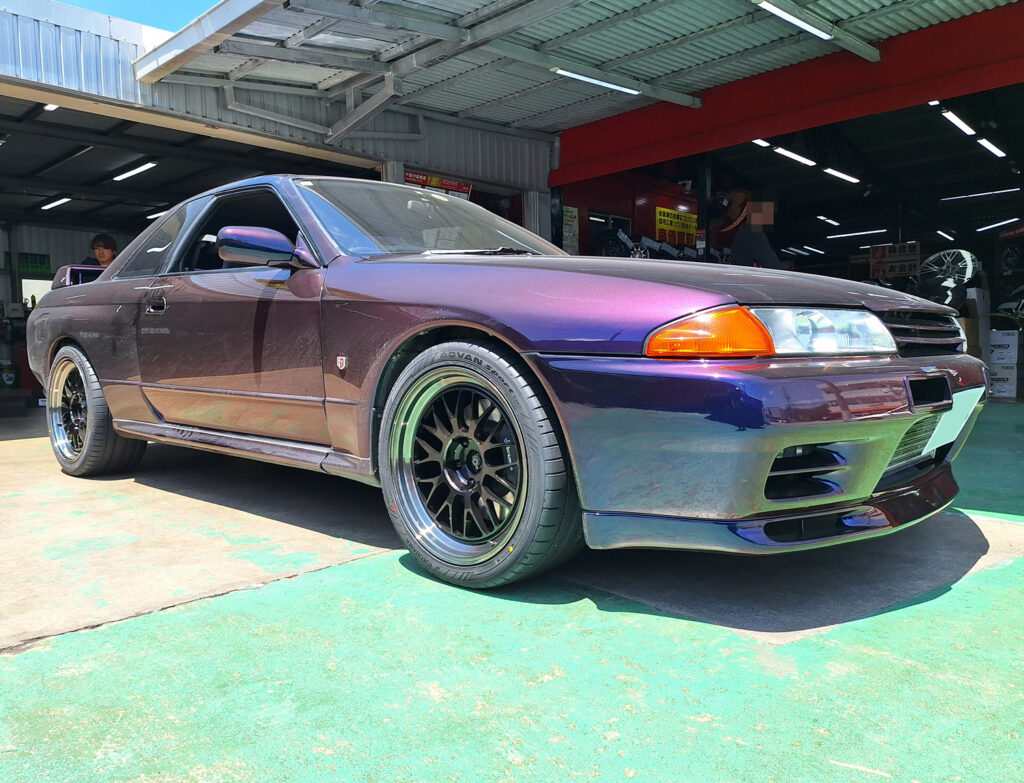 日産 BNR32 スカイライン VOLK RACING 21A spec-PW 18×9.5J ADVAN