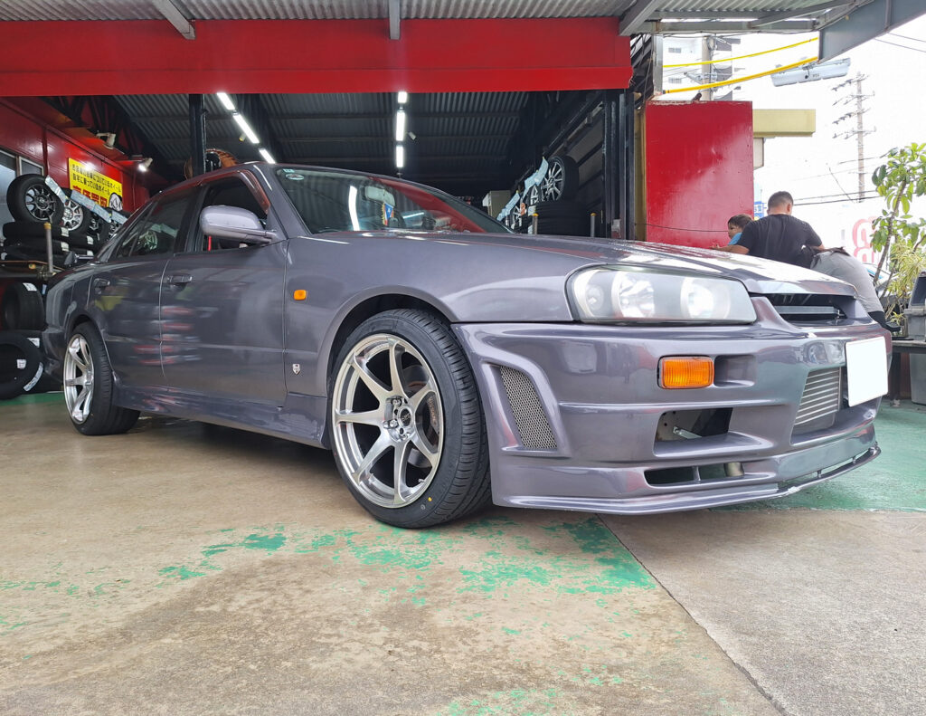 日産 R34 スカイライン CST ZERO1-HYPER 18×9.5J ZEETEX 235/40R18