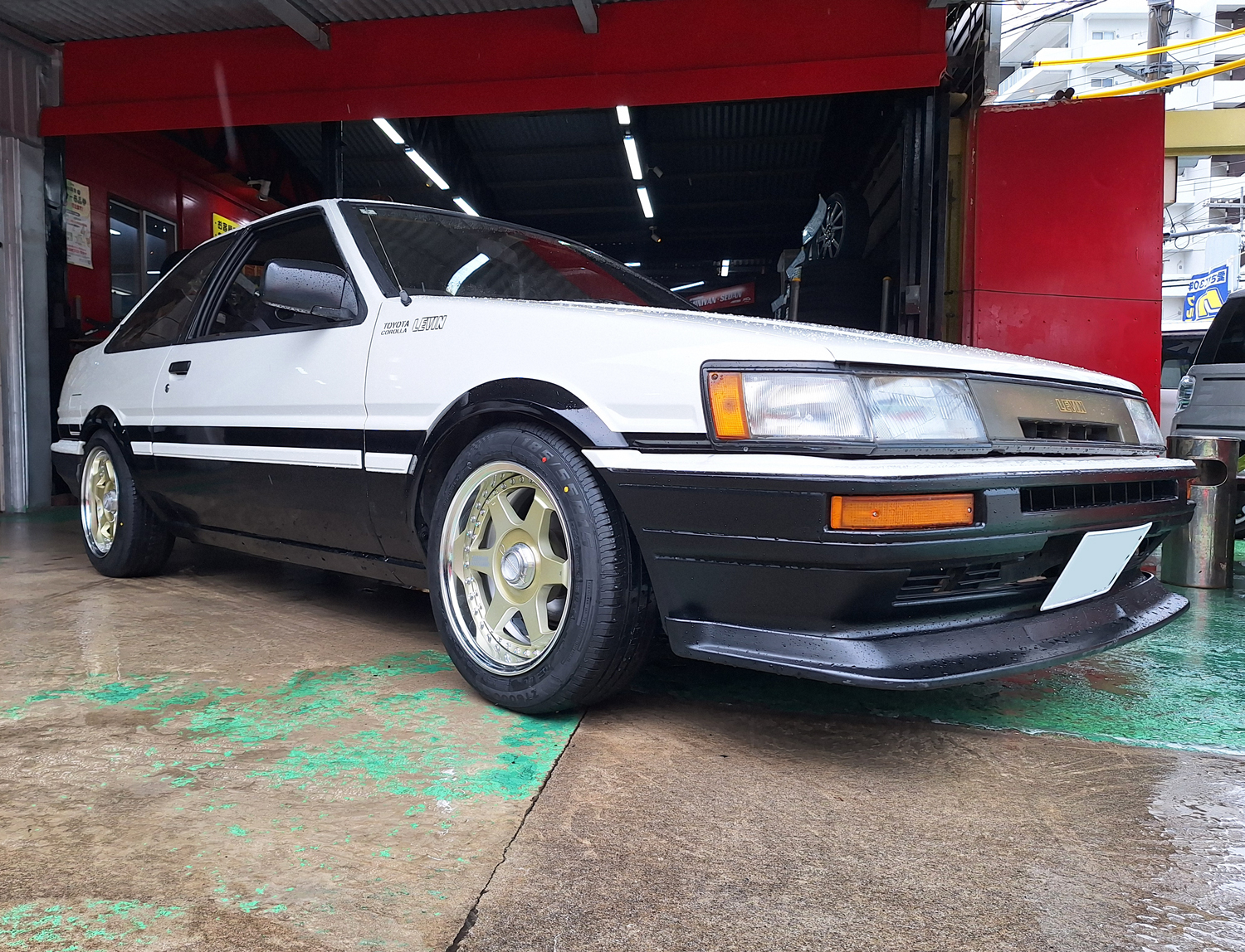 トヨタ AE86　CHEVLON RACING S1＋ 15×7J　ZEETEX 185/55R15