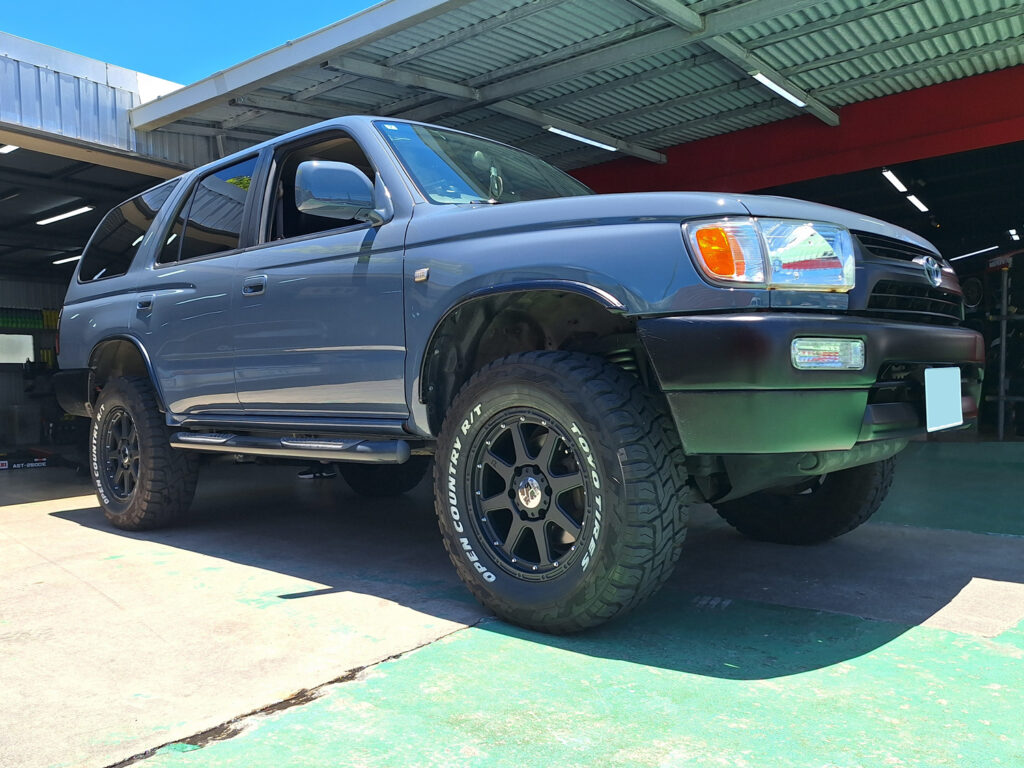 トヨタ ハイラックスサーフ XTREME-J 17×7.5J OPEN COUNTRY R/T 265