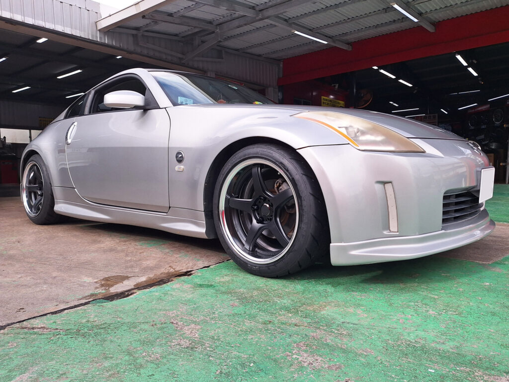 日産 Z33 フェアレディZ EMOTION T5R 2P 18×9J/10J SHIBATIRE 245