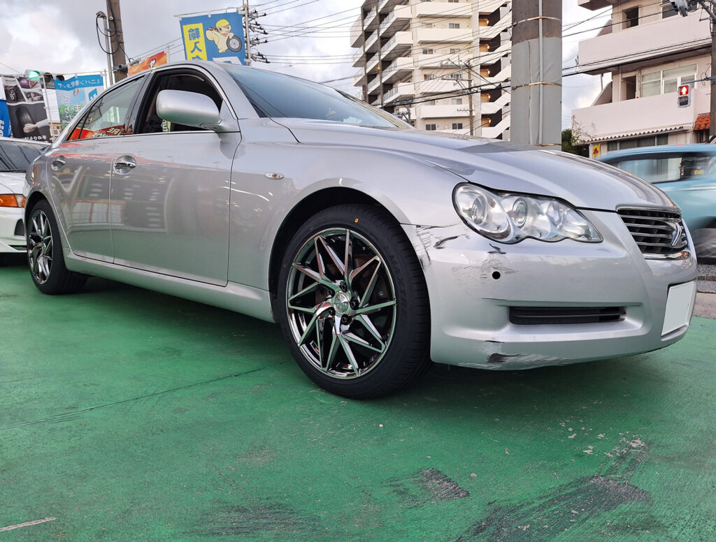 トヨタ マークX LEONIS IT 18×8J MINERVA 225/45R18｜ホイール・タイヤ